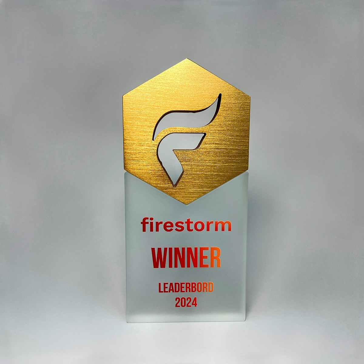 Стелла из стекла и металла для Firestorm